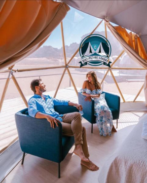 RUM DISTINCTIVE LUXURY BUBBlE CAMP